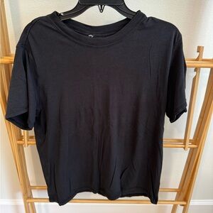 Lululemon All Yours Vitasea size 4 T Shirt Black
